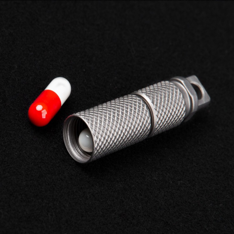 チタン合金シールカプセルポータブルキーホルダー開封 EDC  - First Food Jar のレビューと価格