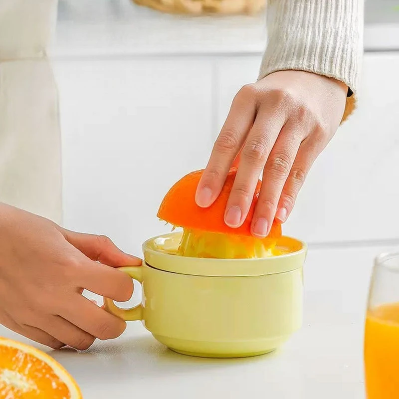 日本製セラミック製手動ジューサー オレンジ・レモン絞り器 手 - Baby Food Japanese のレビューと価格