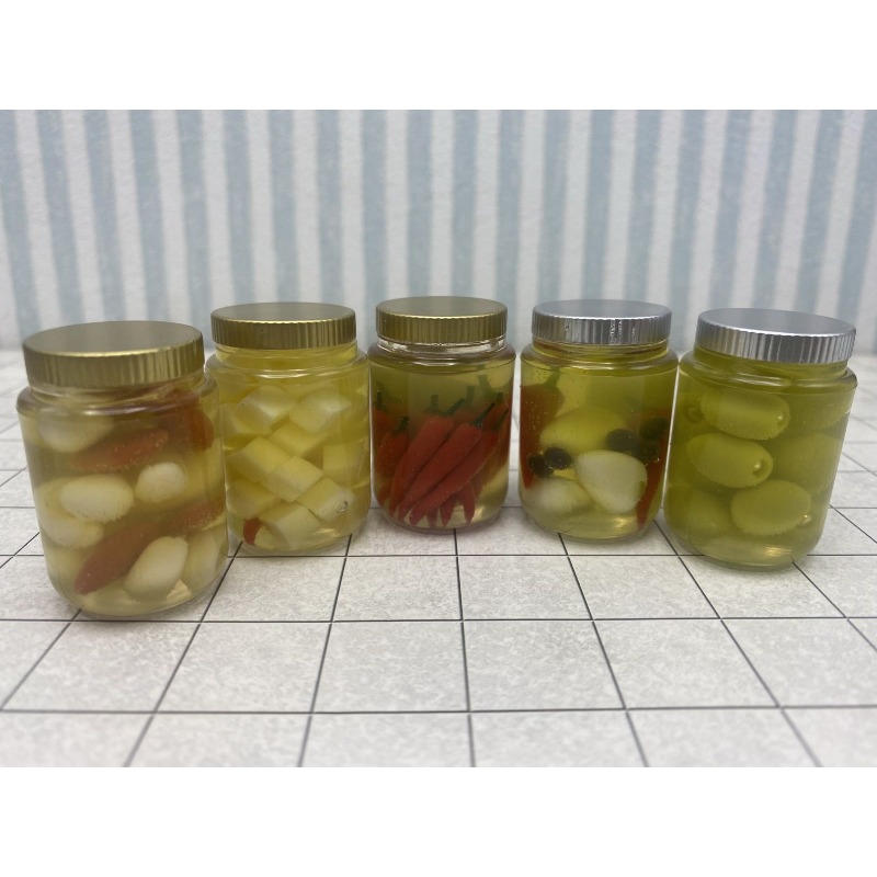 ピクルス食品ガチャポン キュートな漫画風 1:12 ミニチュ - First Food Jar のレビューと価格