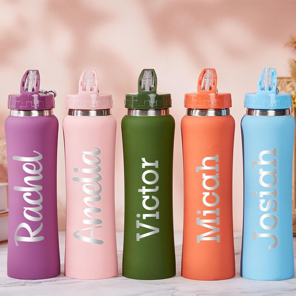 名前入りステンレス製ウォーターボトル（ストロー付き）、カスタ - Training Cup Straw のレビューと価格